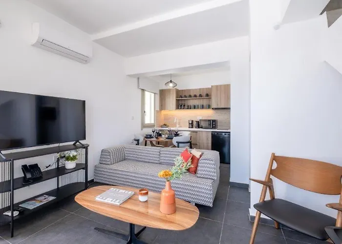 Irena Residences Hotel 4*